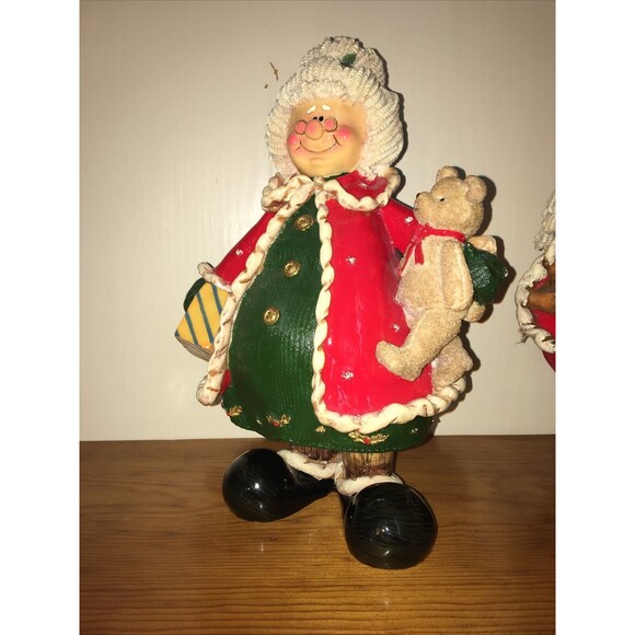 Kirklands Vintage Mr. And Mrs. Santa Clause Approx 13” Holiday Christmas Santas - Picture 9 of 15
